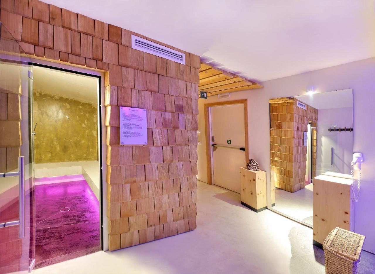 Astor Suites B&B Σέλβα ντι Βαλ Γκαρντένα Εξωτερικό φωτογραφία